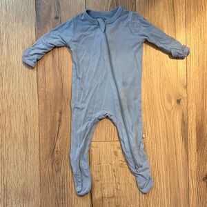 Kyte BABY Long Sleeve Footed One-Piece in Slate Blue